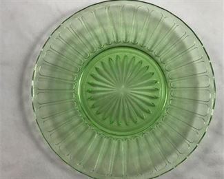 Lot 631-1
Anchor Hocking "Log Cabin" Depressionware Dessert Plates