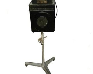 Lot 668-1
Vintage Spectro-Chrome Metry Machine