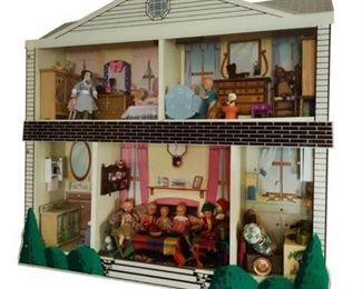 Lot 673
Doll House, Wall Mount