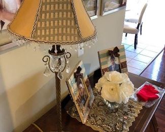 SINGLE ACCENT LAMP