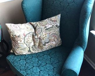 SINGLE ACCENT CHAIR TEAL COLOR FABRIC