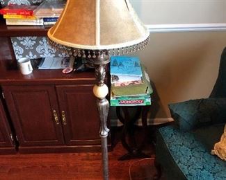 5FT FLOOR LAMP WITH SHADE