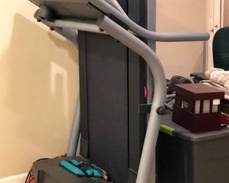 NORDICTRACK TREADMILL