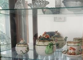 China cabinet collectables