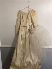 Vintage Bridal gown with veil 