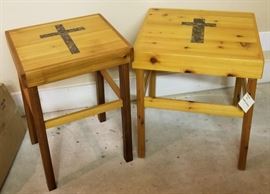 Set of Cedar Side Tables – 2https://ctbids.com/#!/description/share/124854
