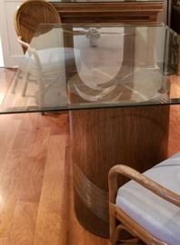 Contemporary Glass Top Dining Table w/6 Chairs https://ctbids.com/#!/description/share/124758