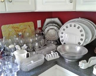 Miscellaneous kitchenwares