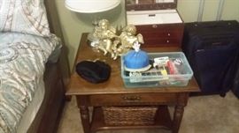 ETHAN ALLEN LAMP TABLE WITH DRAWER