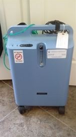 Resperonics EVERFLO Oxygen Concentrator/Generator