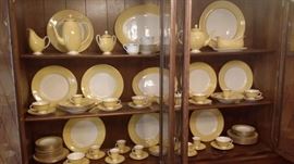 SERVICE FOR 8 .... FRANCISCAN FINE BONE CHINA