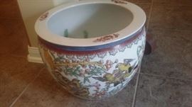 CHINESE GOLDFISH BOWL