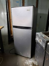Magic Chef Refrigerator