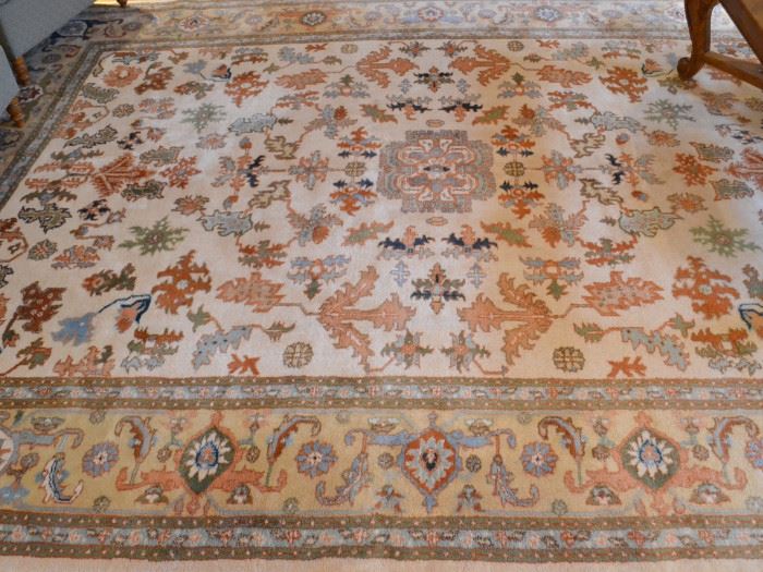 Hand knotted Persian rug, approx. 9' X 12'