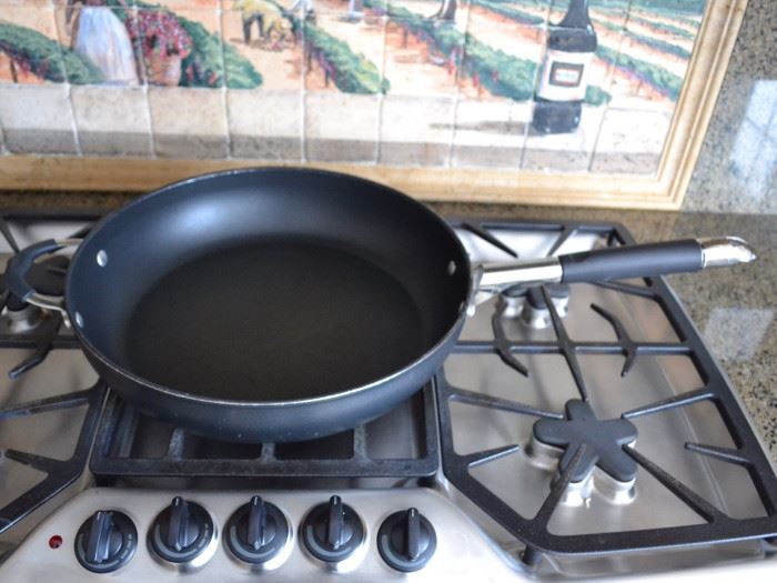 Large fry pan