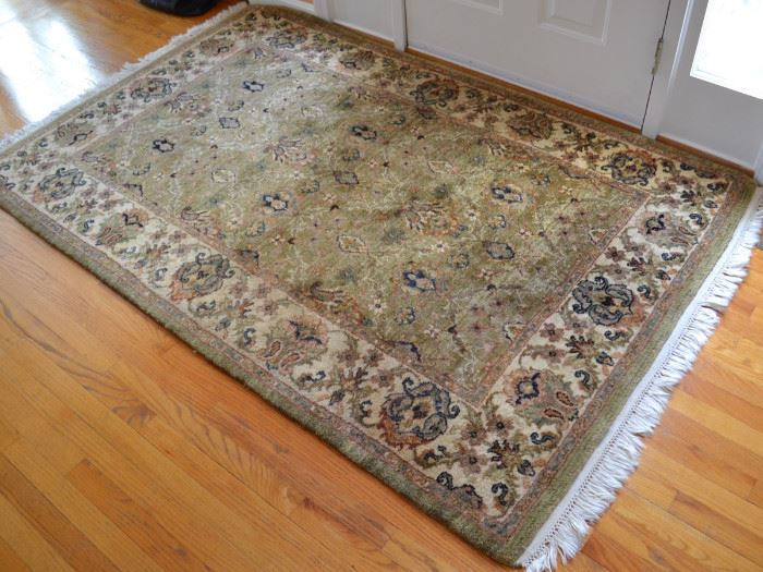 Hand knotted Persian rug, approx. 4'4" X 7'