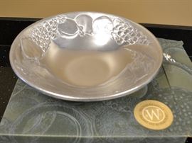 Wilton Armetale bowl