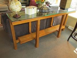 Exquisite Century console table