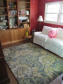 Hand woven wool rug