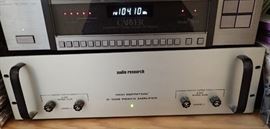 Audio Research High Definition d-100b Power Amplifier   --Model tx -11  -- Carver Asymmetrical Charge Coupled FM Detector