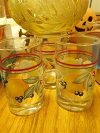 VINTAGE JUICE GLASSES