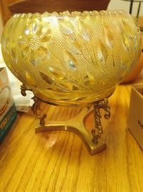 GOLD & BRASS CANDLE HOLDER