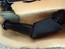 H DECLIC HAND GRIP  -- WITH EXTRA PIECES AND CARRING CASE