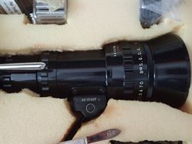 H DECLIC HAND GRIP  -- WITH EXTRA PIECES AND CARRING CASE