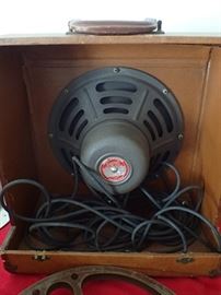 PREMIER 20 PROJECTOR IN HARD CASE 