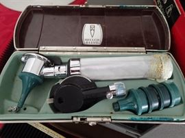 LEATHER DOCTORS BAG WITH ORIGINAL TRAVELING DOCTOR TOOLS