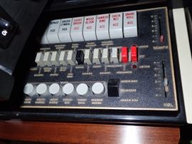 THE CONN ORGAN THEATRE 643