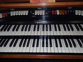 THE CONN ORGAN THEATRE 643