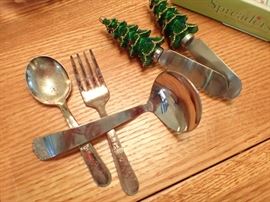 SERVERS AND SILVERWARE