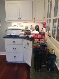 Electric roaster, chafing dish