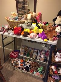 TY Beanie Babies, Beanie Buddies, McDonalds Happy Meal Teeny Beanies