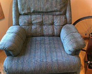 Recliner chair 