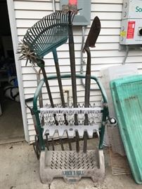 Rack and Roll Yard tool holder