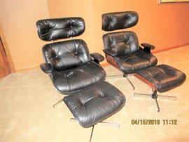 Pair of Lounge Chairs with ottomans, by Selig in the Style of the Eames 670,