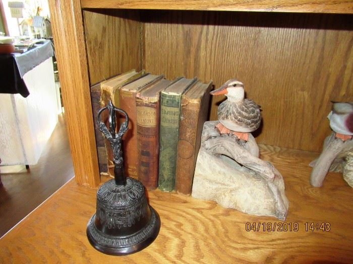VINTAGE BOOKS, BOOKENDS