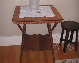 Antique oak spindle lamp table