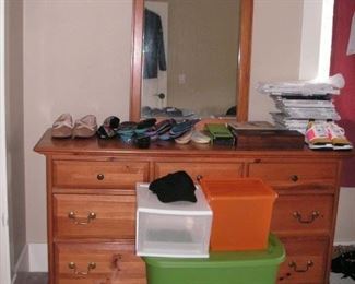 Maple dresser & mirror