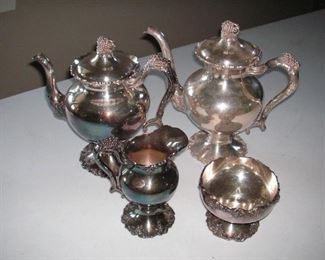 International "Vintage" pattern tea/coffee set, desirable pattern