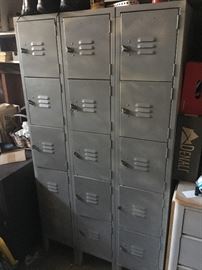 Storage lockers 
