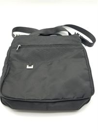 Hexagona Paris crossbody travel purse