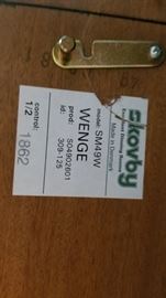 label from dining table