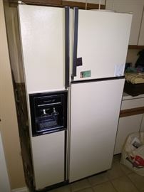Refrigerator Freezer $95