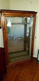 oakdisplay case lighted