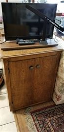 Cabinet 19.5"x26"x34"