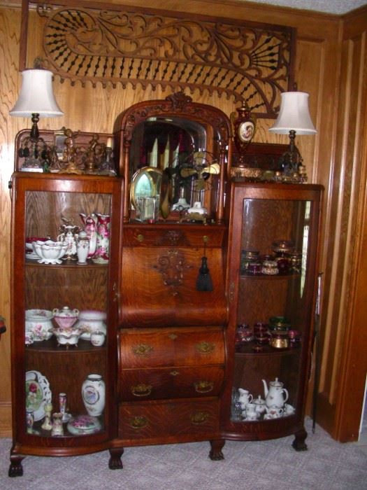 Fabulous oak side-by-side, architectural fretwork (just one of many), lamps, dresser jars, tri-fold mirrors, and more!