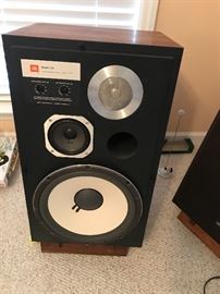 jbl l112